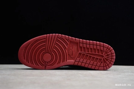 GYM AIR 1 HIGH RED OG BLACK JORDAN RETRO 1109